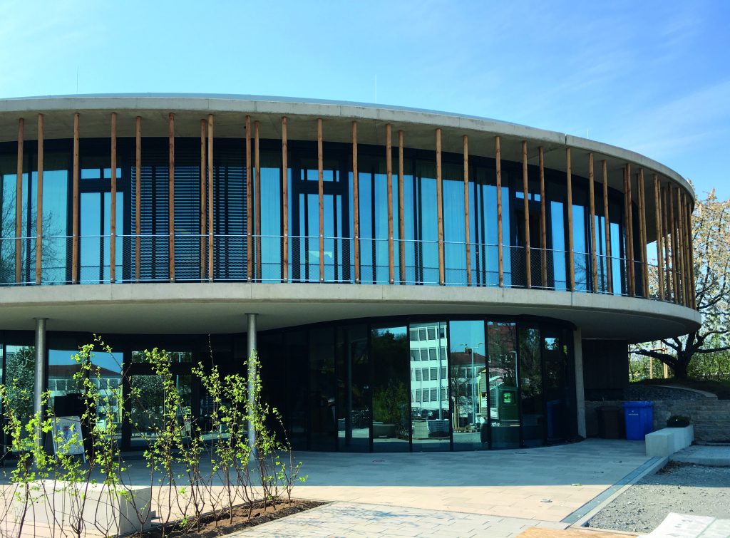 Eindrücke von der mit Recyclingbeton gebauter Umweltstation der Stadt Würzburg
